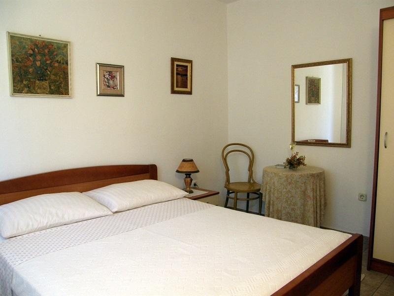 Apartments Mandic Tučepi Rum bild